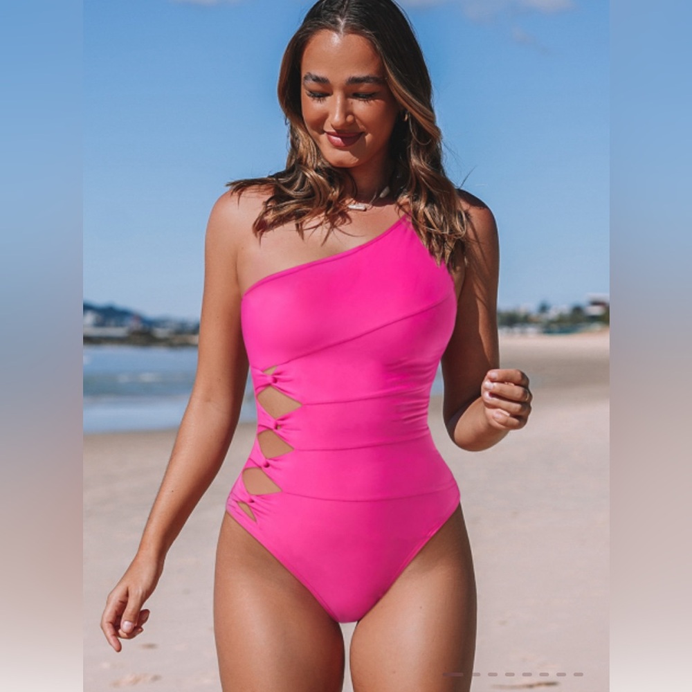 Popvil Waist Cutout Color: Rose Red One-piece Swimsuit size M